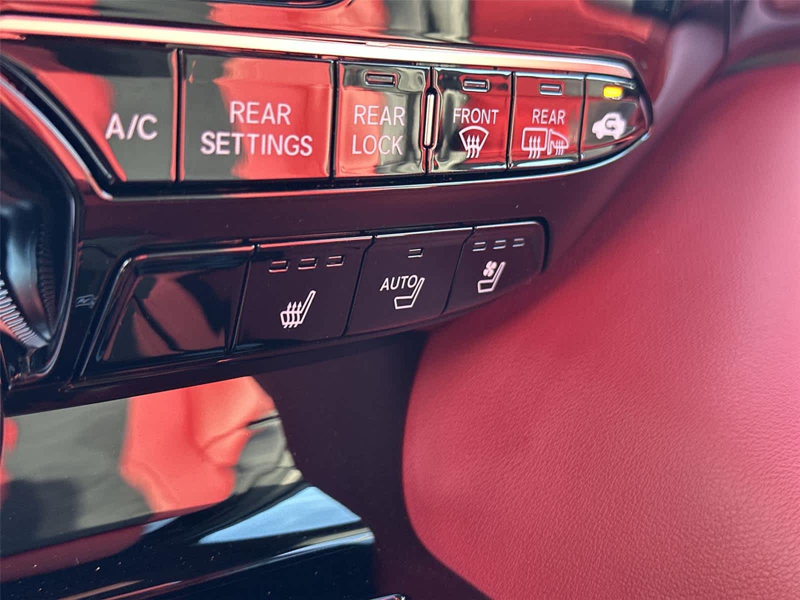 Thumbnail: 2026 Acura MDX - 25