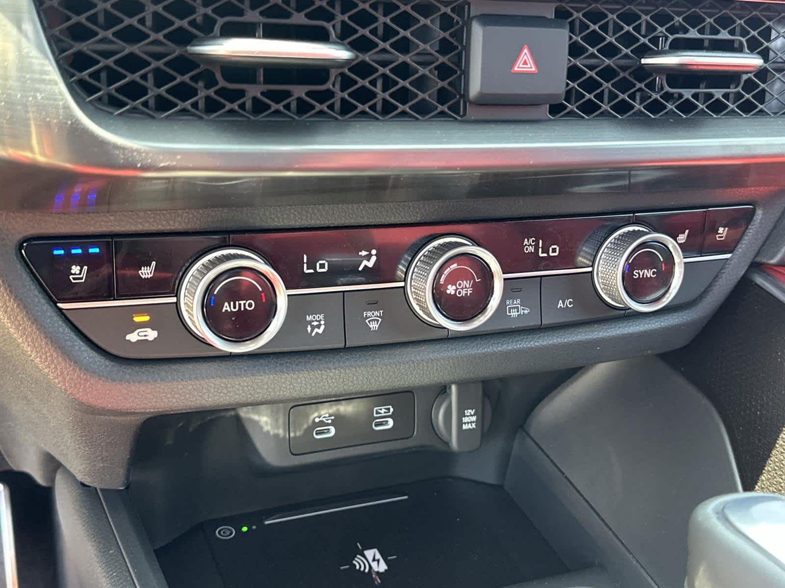 Thumbnail: 2025 Acura ADX - 25