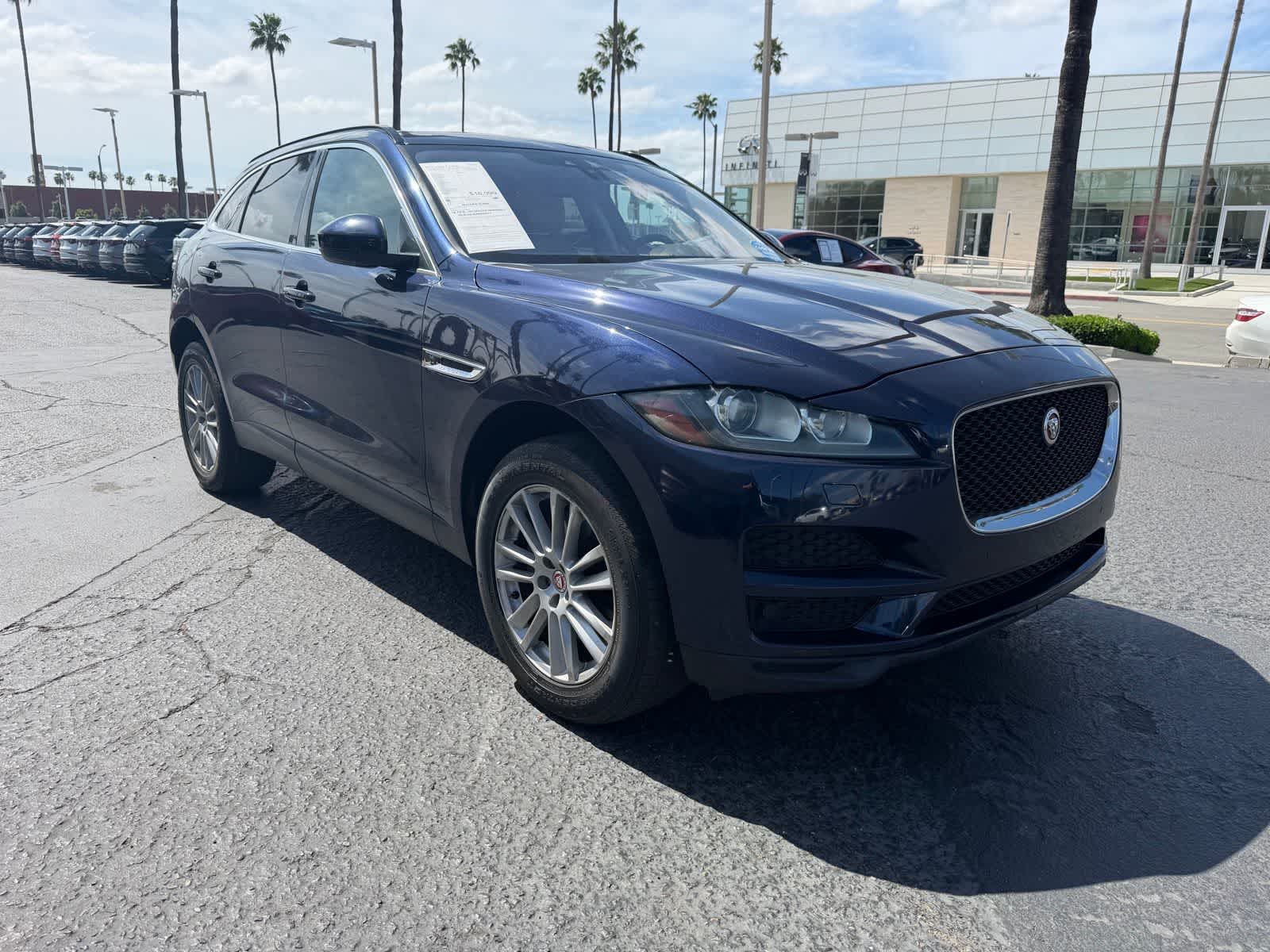 Thumbnail: 2017 Jaguar F-Pace - 7