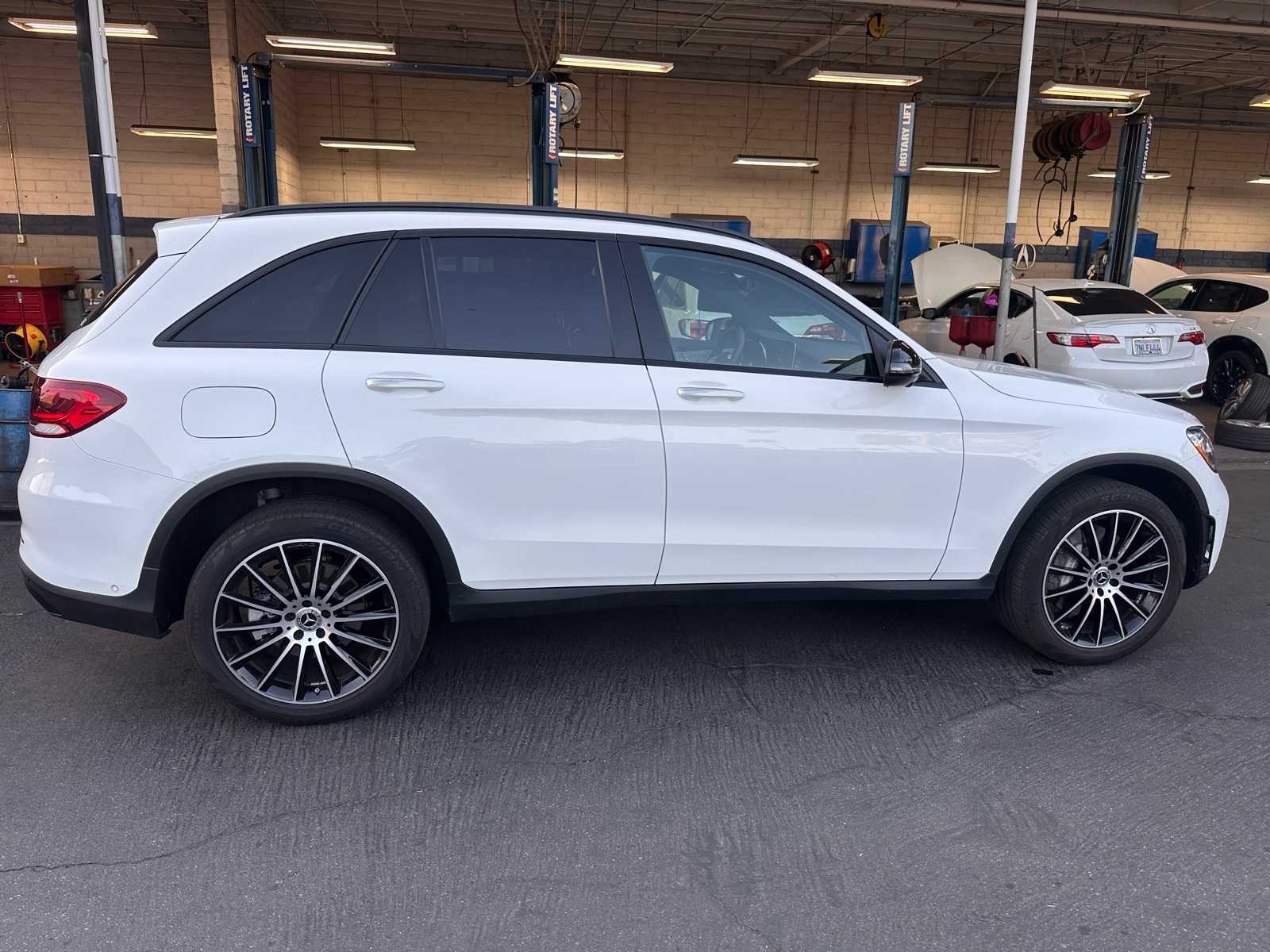 Thumbnail: 2022 Mercedes-Benz GLC - 6