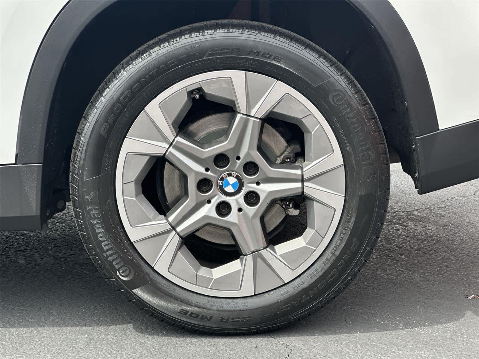 Thumbnail: 2023 BMW X1 - 9