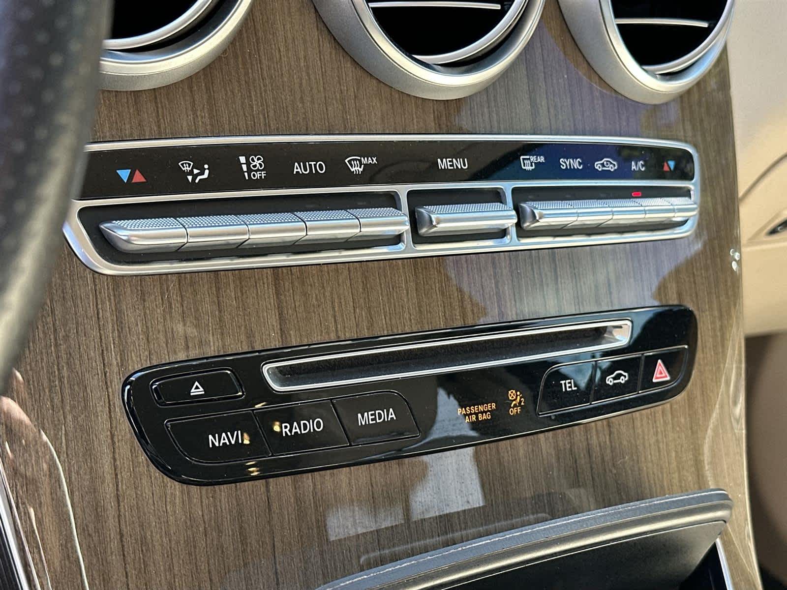 Thumbnail: 2018 Mercedes-Benz GLC - 26