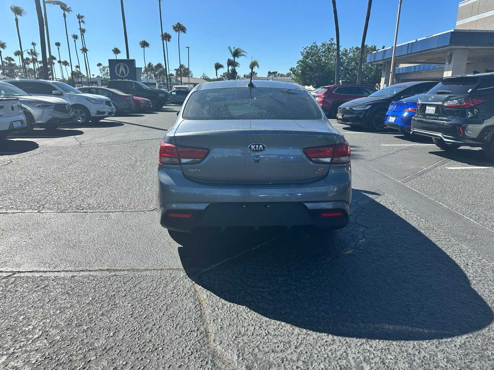 Thumbnail: 2019 Kia Rio - 4