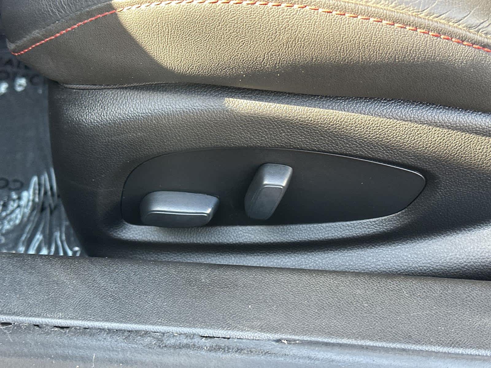 Thumbnail: 2021 Chevrolet Camaro - 22