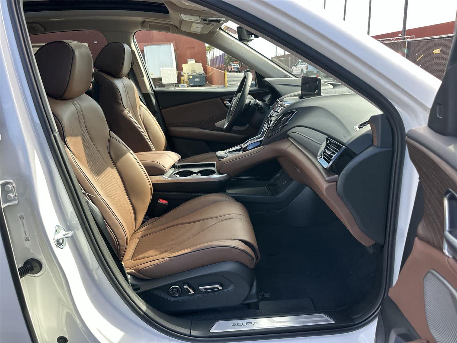 Thumbnail: 2026 Acura RDX - 14