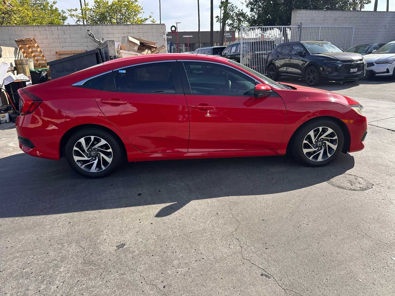 Thumbnail: 2016 Honda Civic - 6