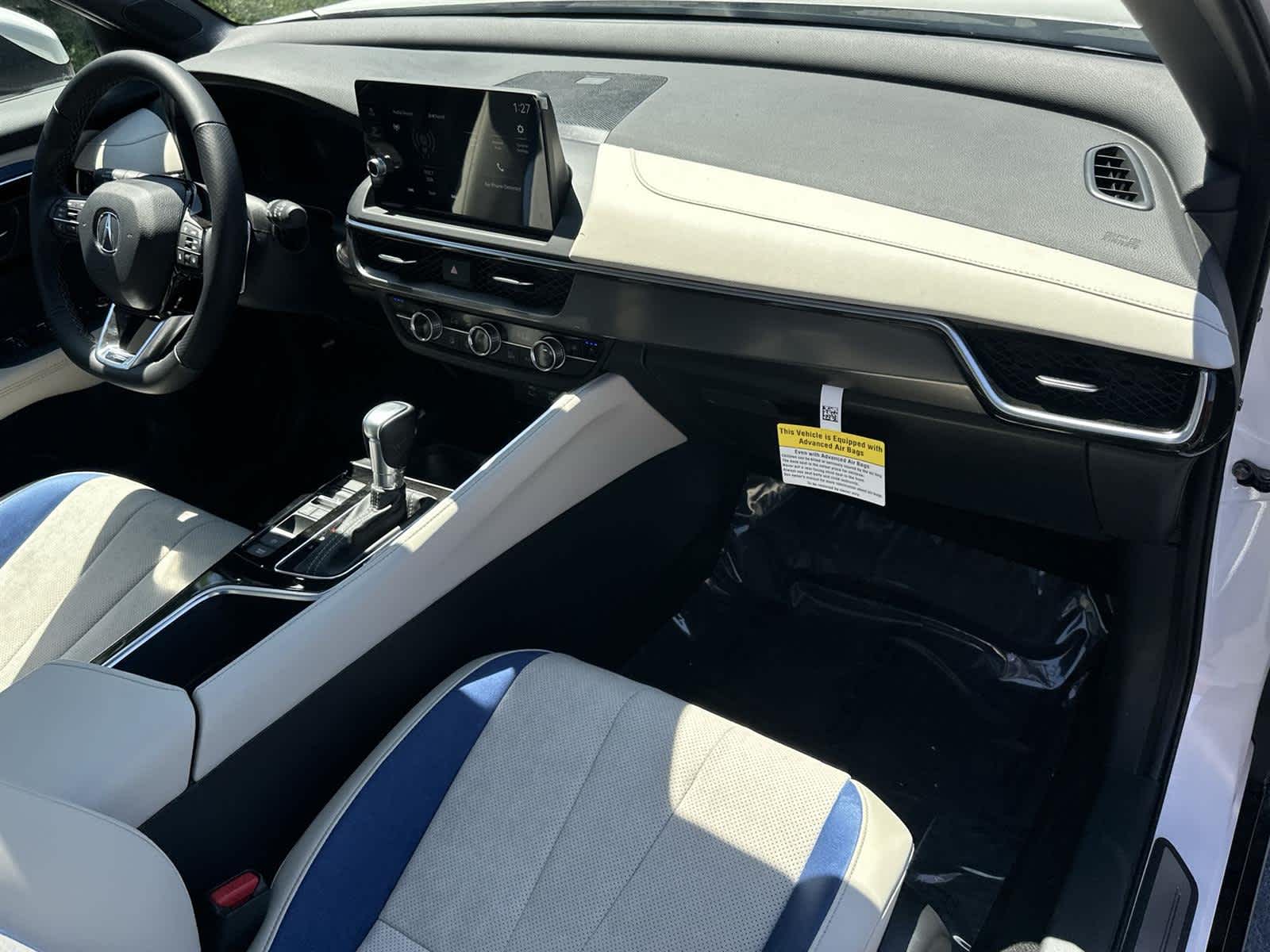 Thumbnail: 2025 Acura ADX - 13