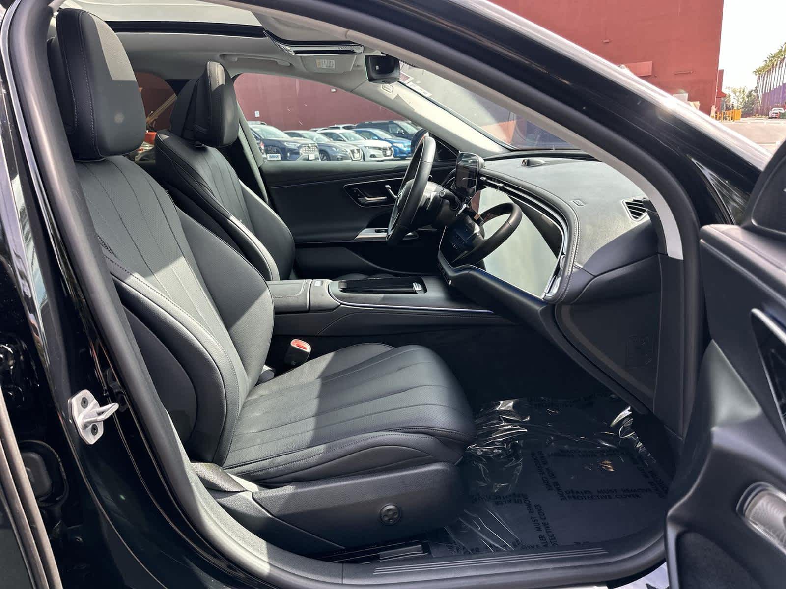 Thumbnail: 2024 Mercedes-Benz E-Class - 14