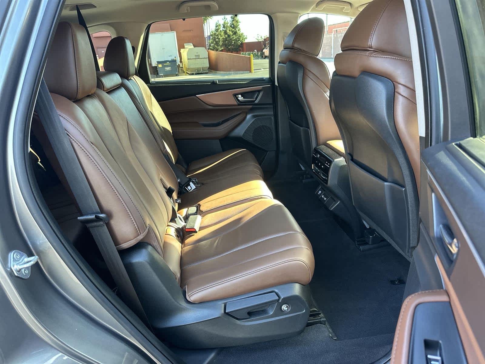 Thumbnail: 2023 Acura MDX - 13