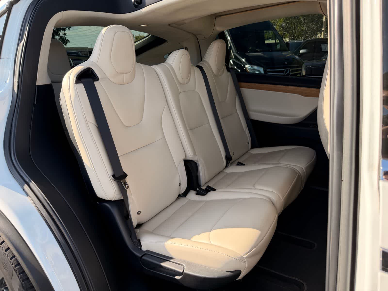 Thumbnail: 2018 Tesla Model X - 12