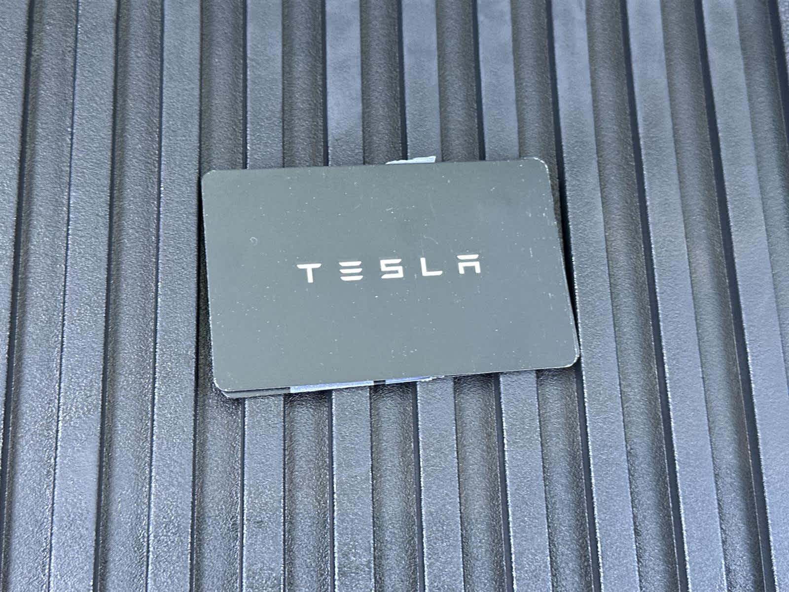 Thumbnail: 2026 Tesla Model X - 21