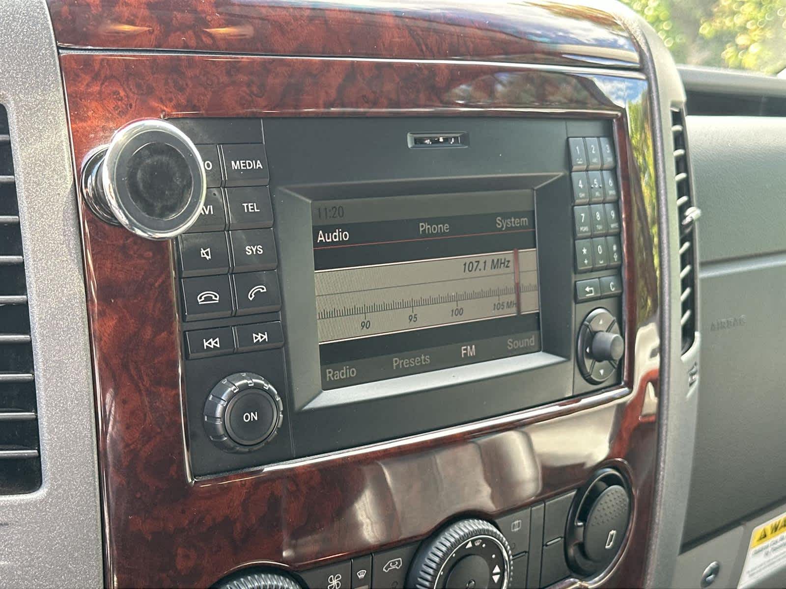 Thumbnail: 2016 Mercedes-Benz Sprinter - 14