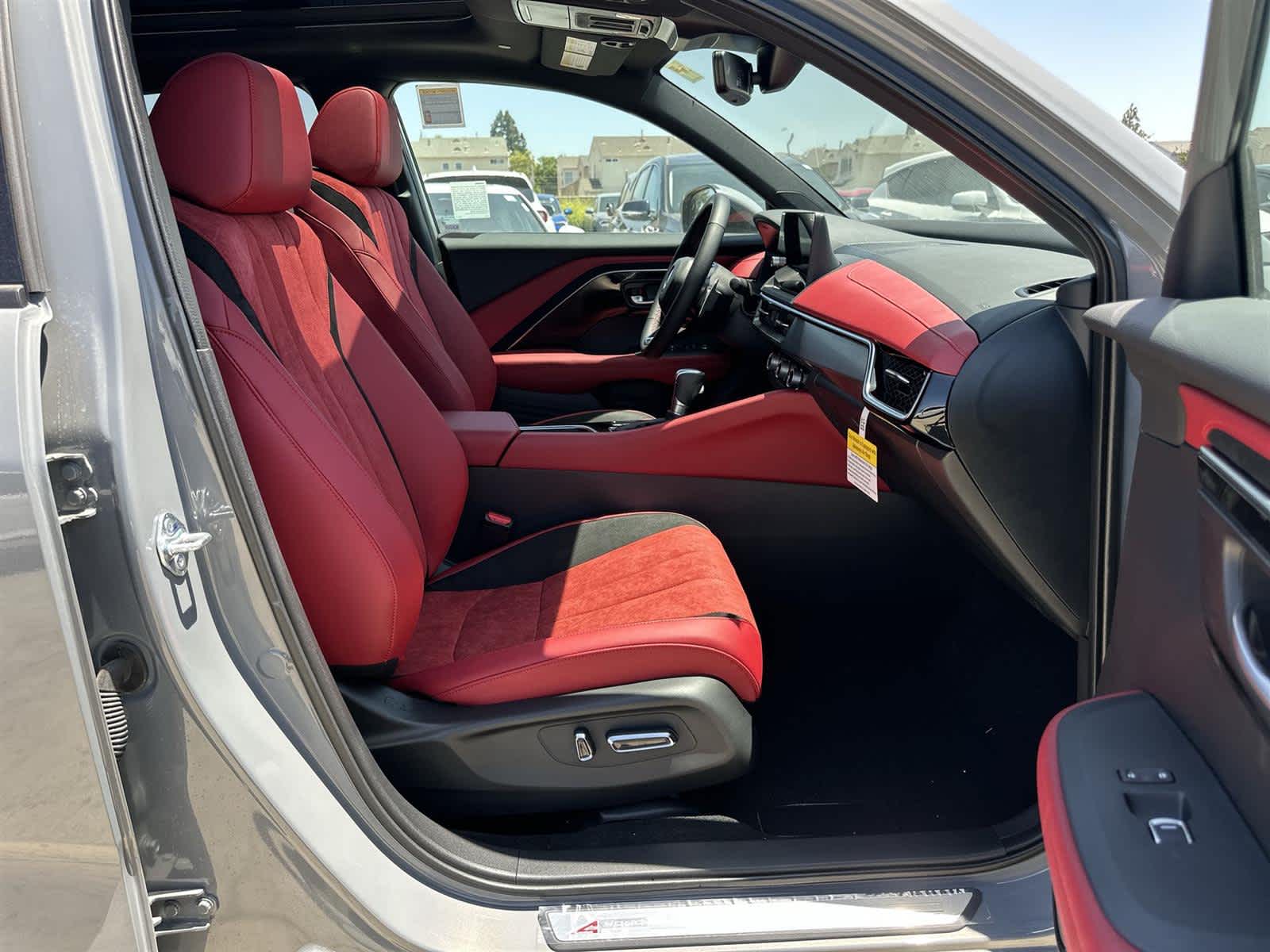 Thumbnail: 2025 Acura ADX - 14