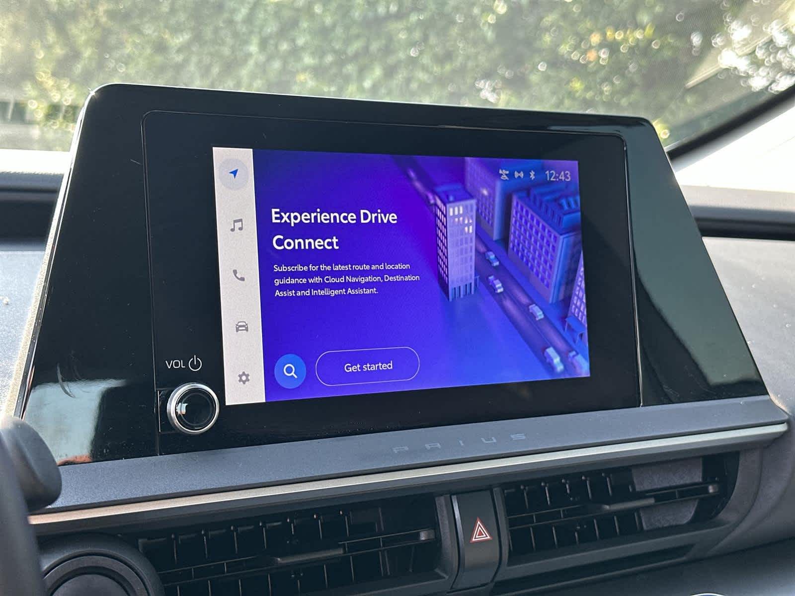 Thumbnail: 2023 Toyota Prius - 17