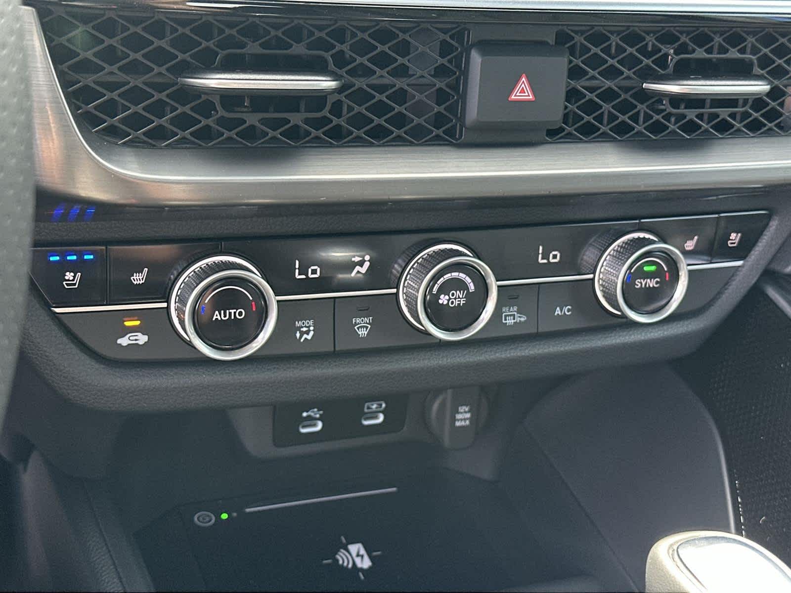 Thumbnail: 2025 Acura ADX - 27