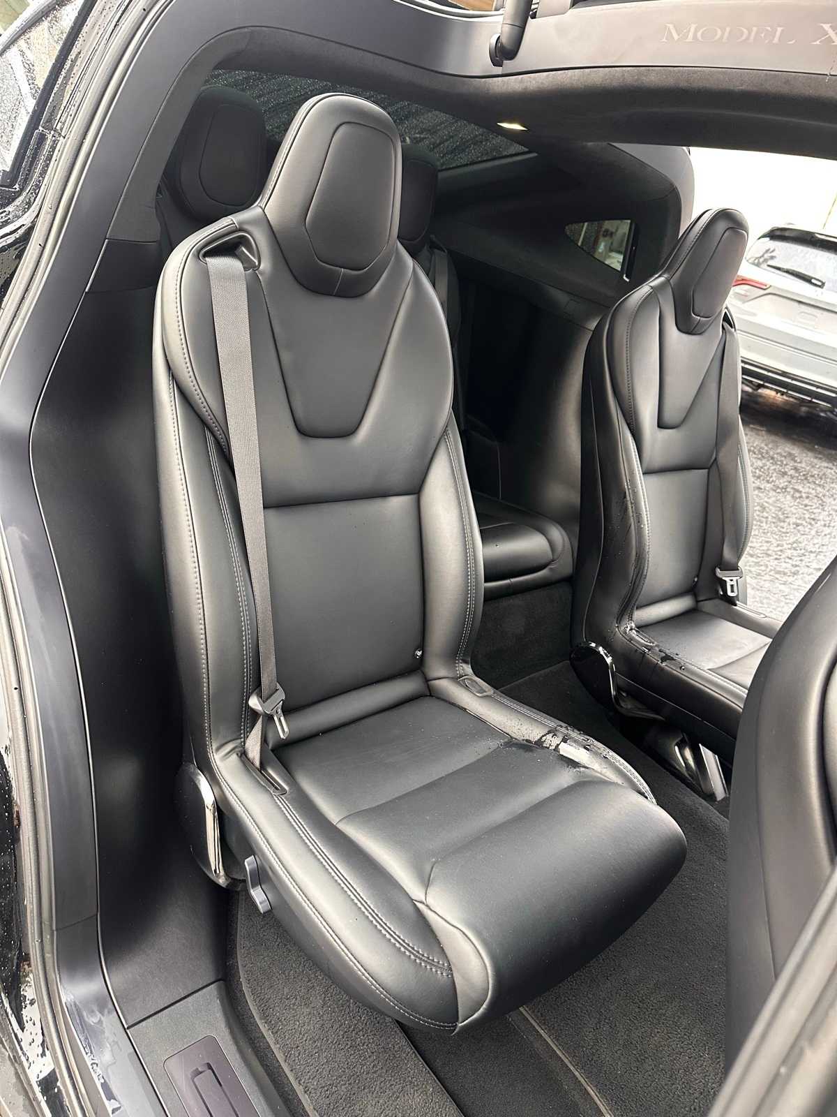 Thumbnail: 2018 Tesla Model X - 15