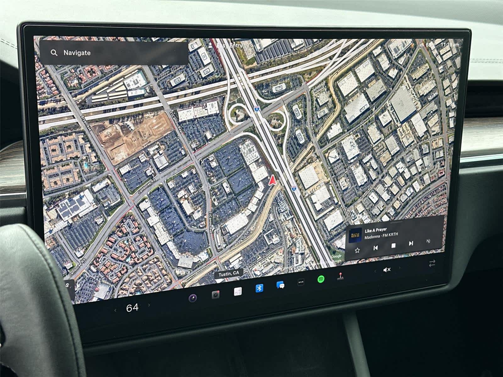 Thumbnail: 2023 Tesla Model X - 18