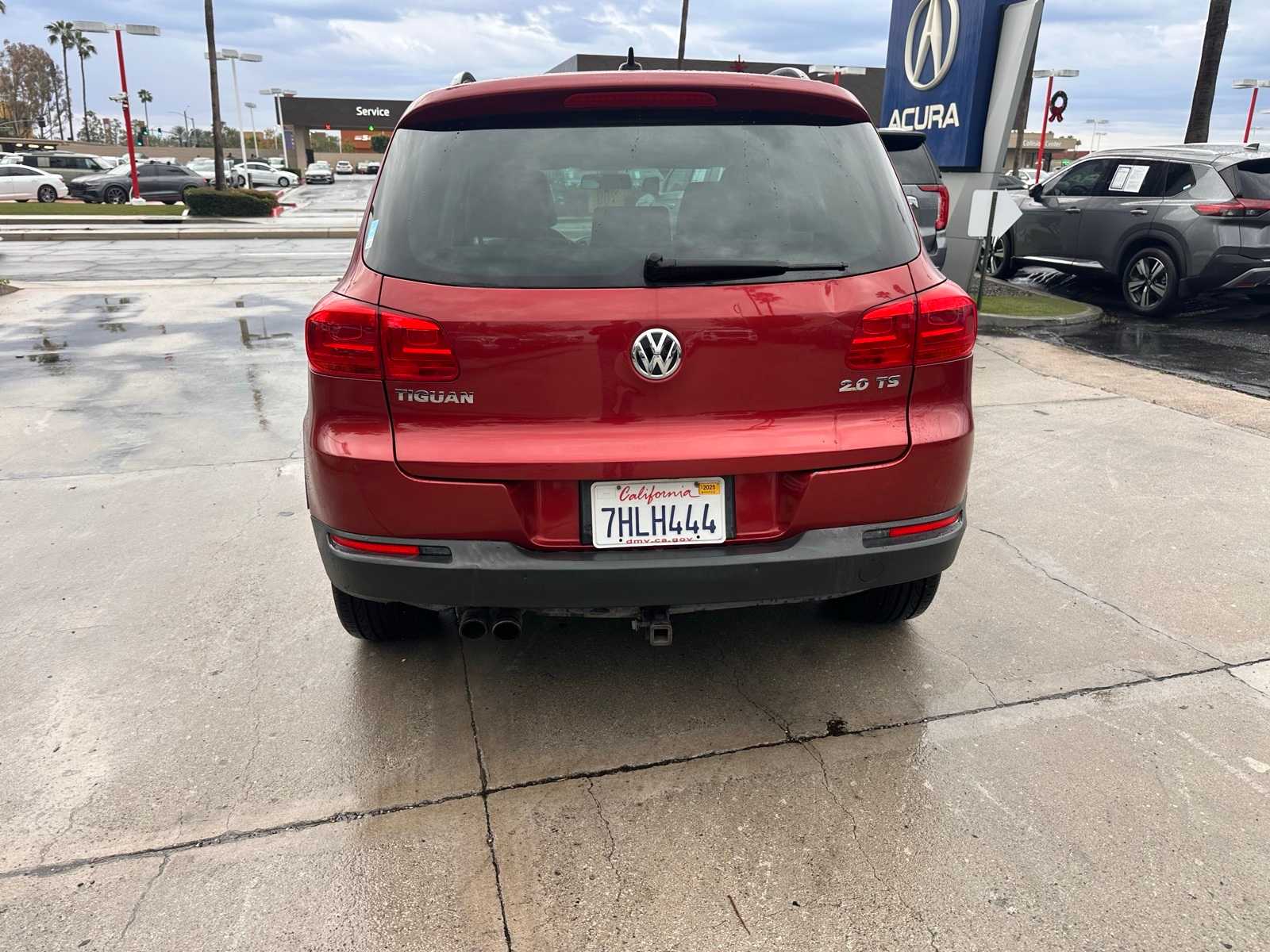 Thumbnail: 2015 Volkswagen Tiguan - 4