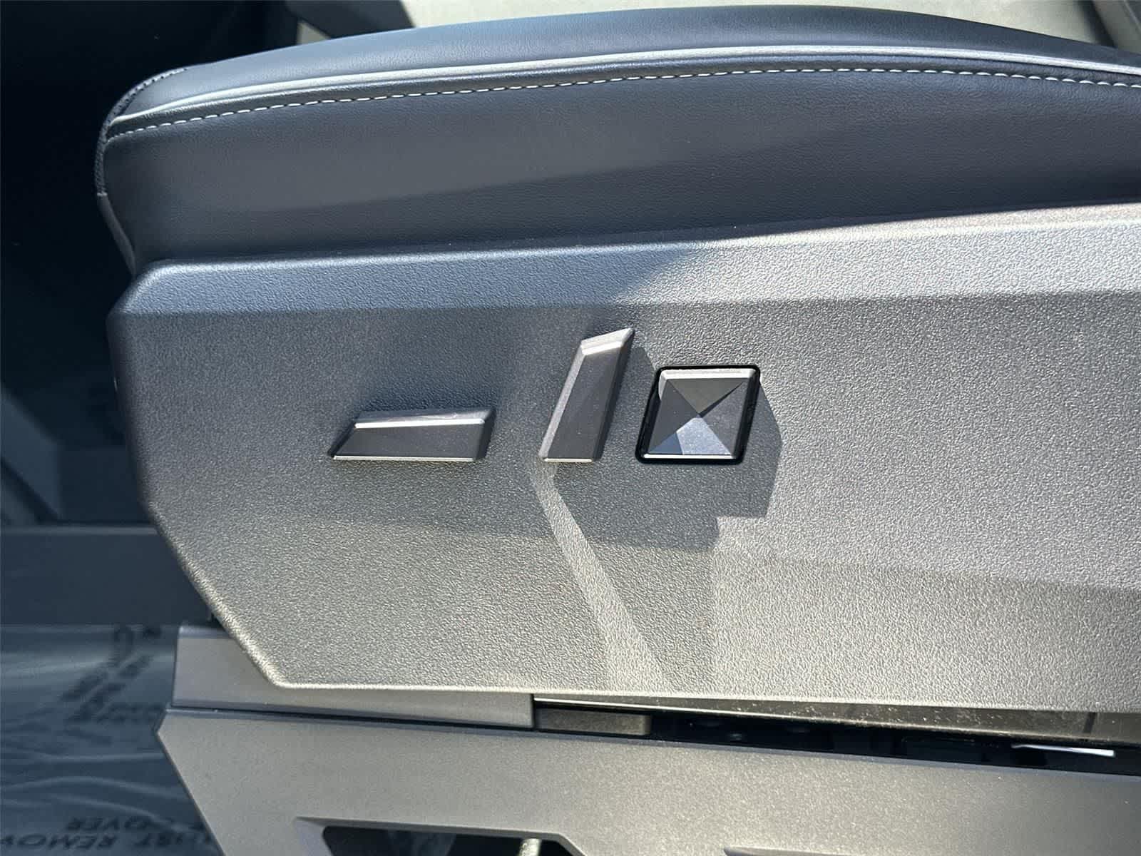 Thumbnail: 2024 Tesla Cybertruck - 25