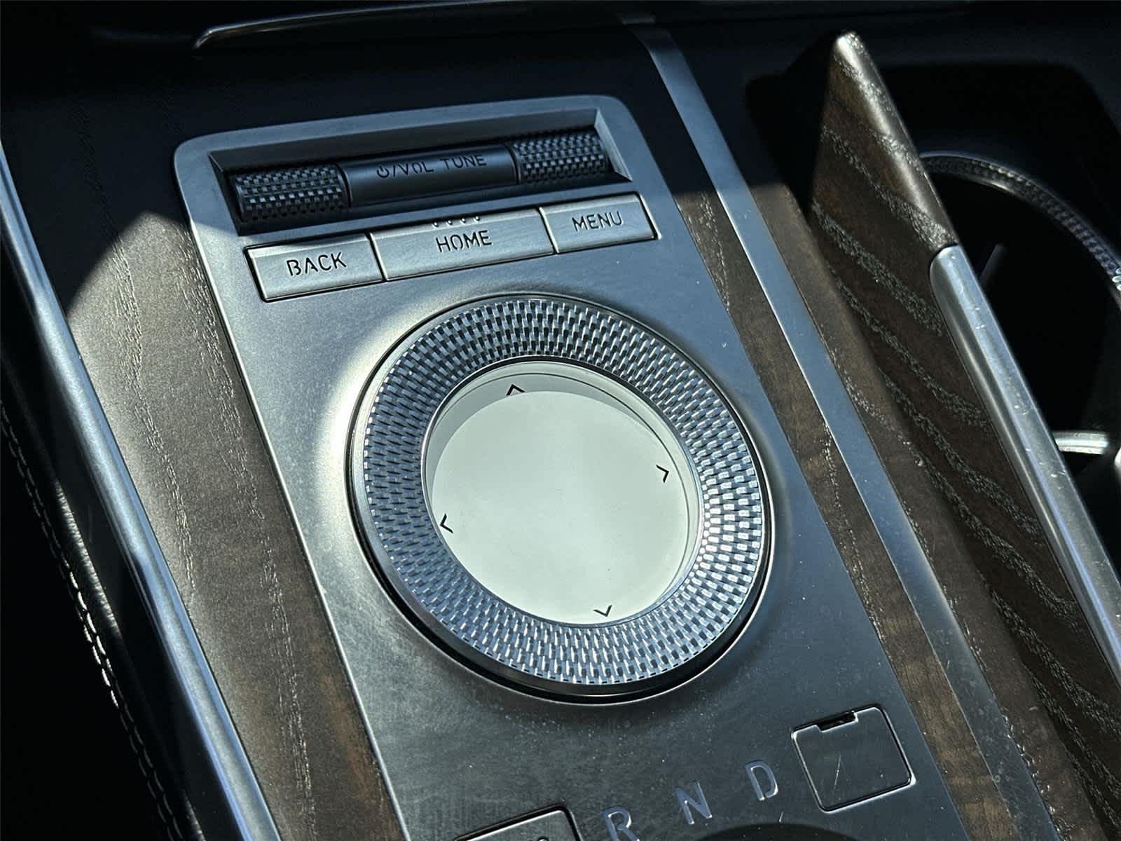 Thumbnail: 2021 Genesis GV80 - 27