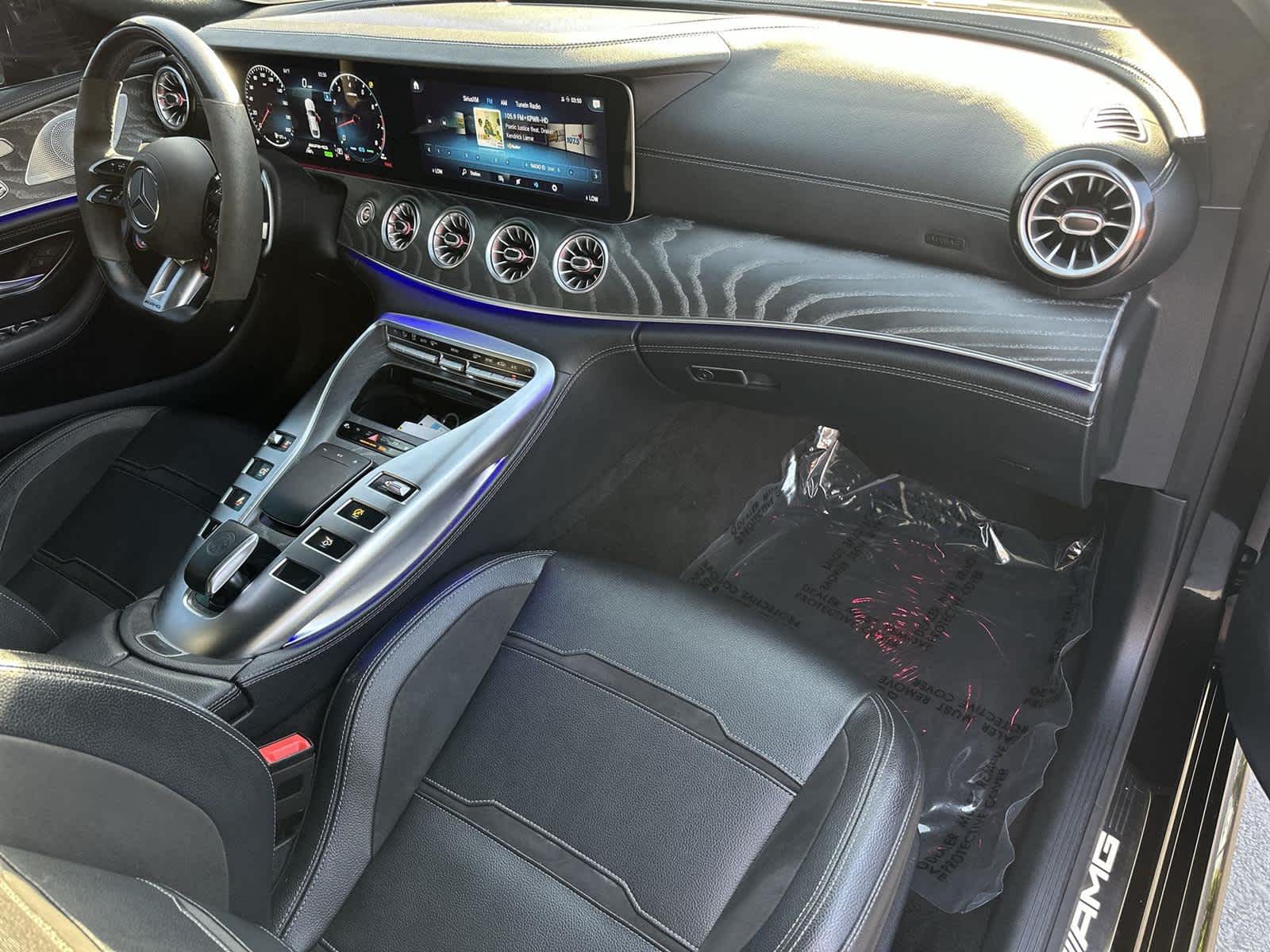 Thumbnail: 2022 Mercedes-Benz AMG GT - 12