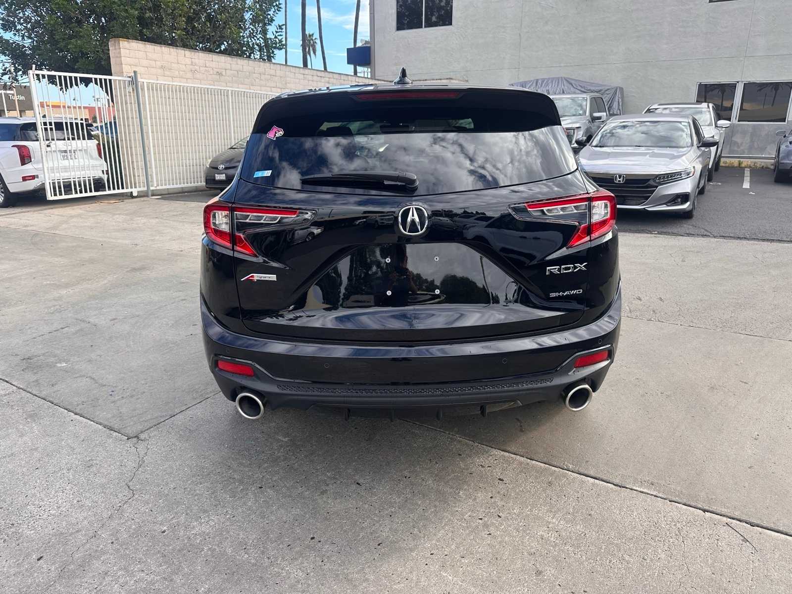 Thumbnail: 2024 Acura RDX - 4