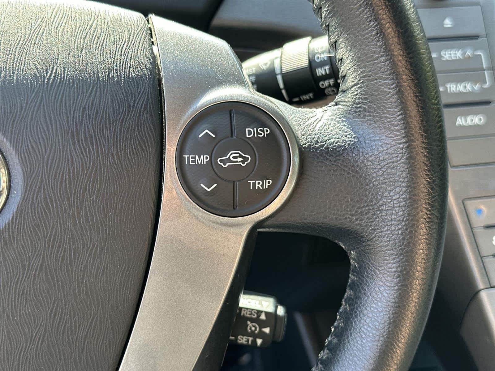 Thumbnail: 2013 Toyota Prius - 24