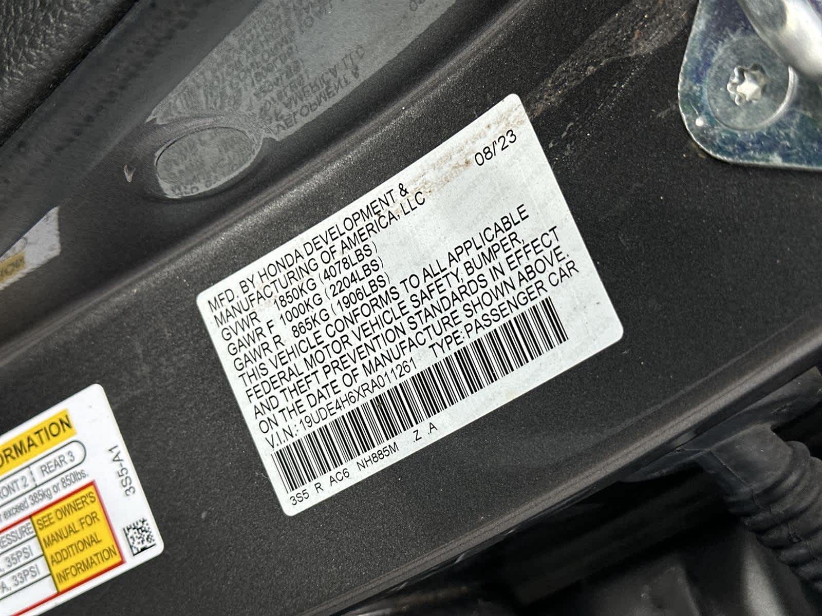 Thumbnail: 2024 Acura Integra - 21