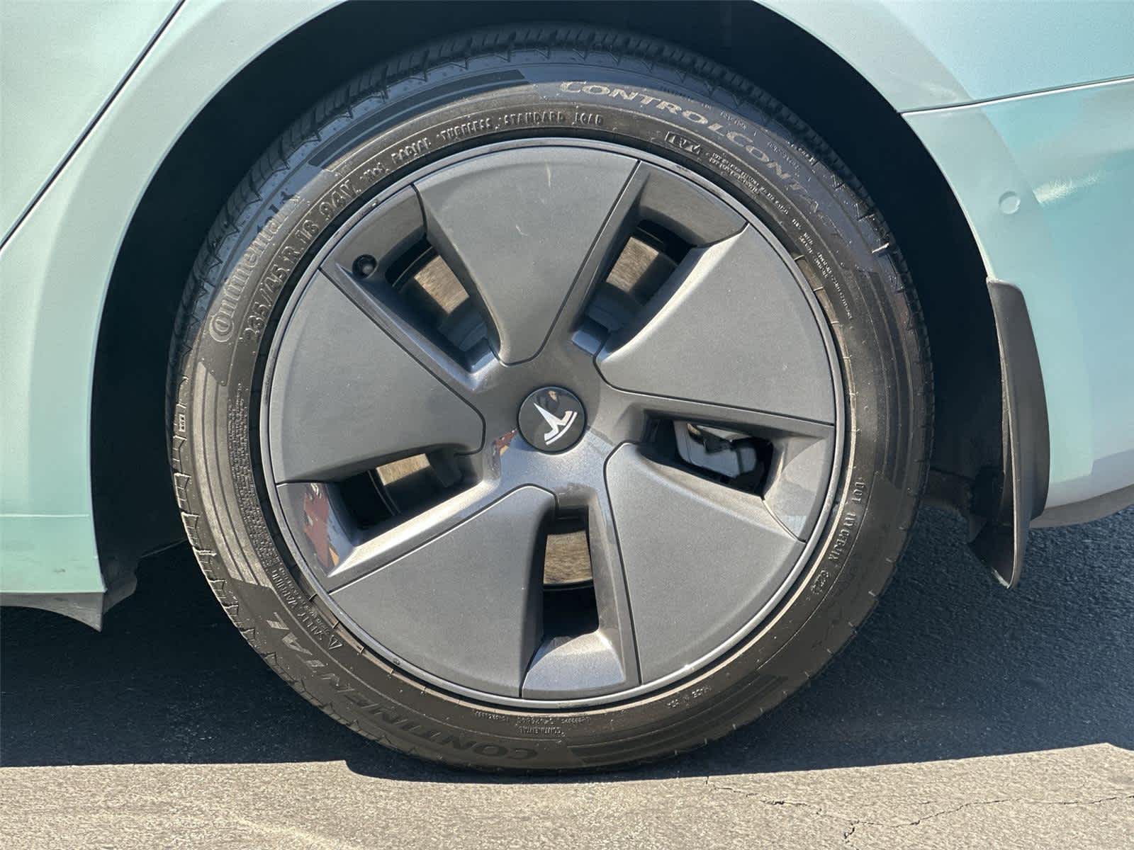 Thumbnail: 2022 Tesla Model 3 - 8