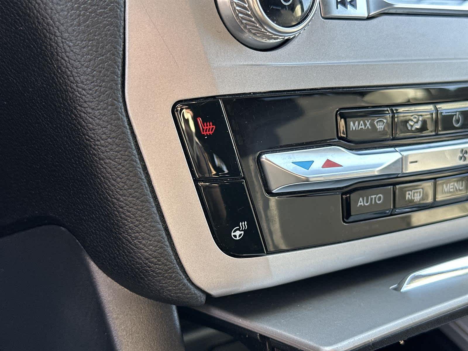 Thumbnail: 2023 Ford Explorer - 25