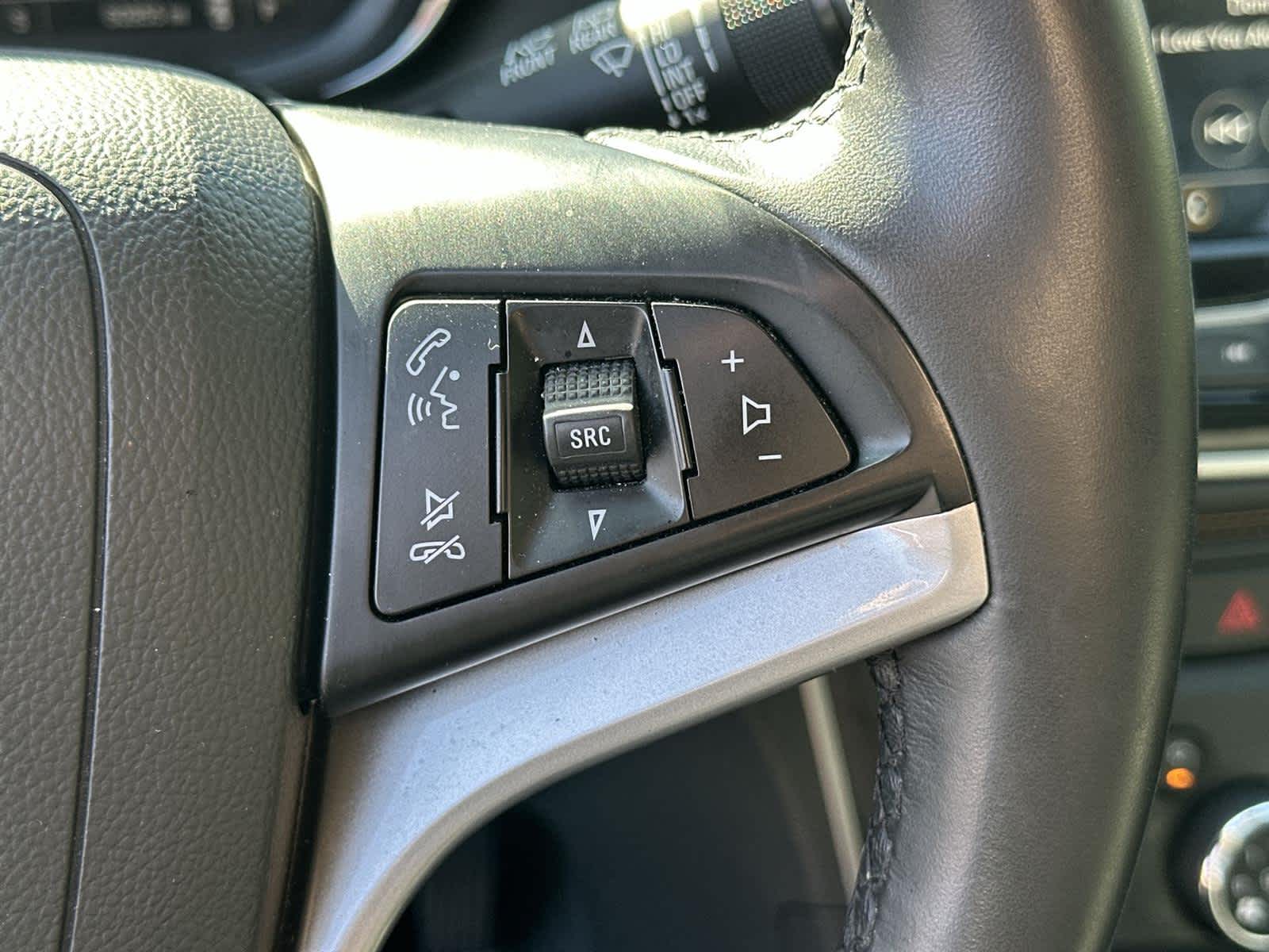 Thumbnail: 2018 Chevrolet Trax - 24