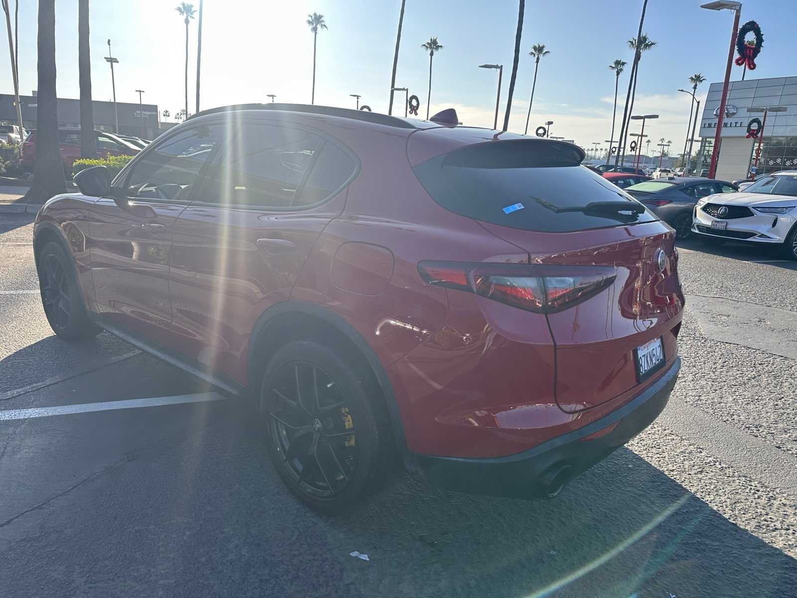 Thumbnail: 2020 Alfa Romeo Stelvio - 3