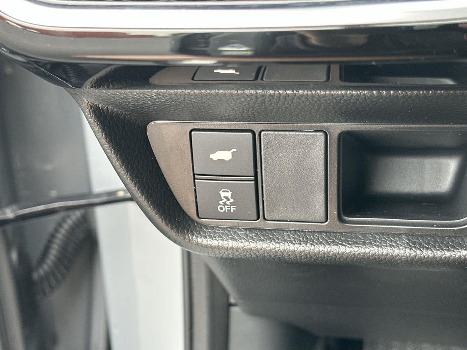 Thumbnail: 2025 Acura ADX - 30