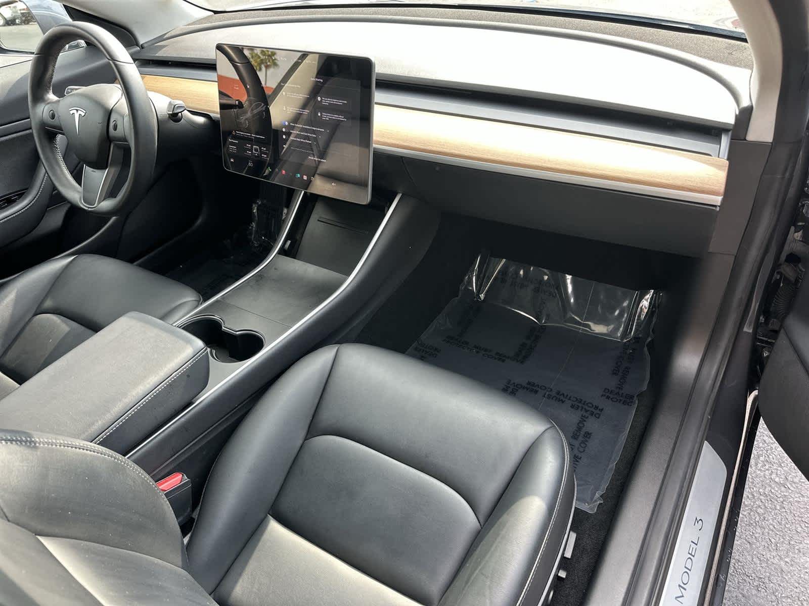 Thumbnail: 2019 Tesla Model 3 - 12