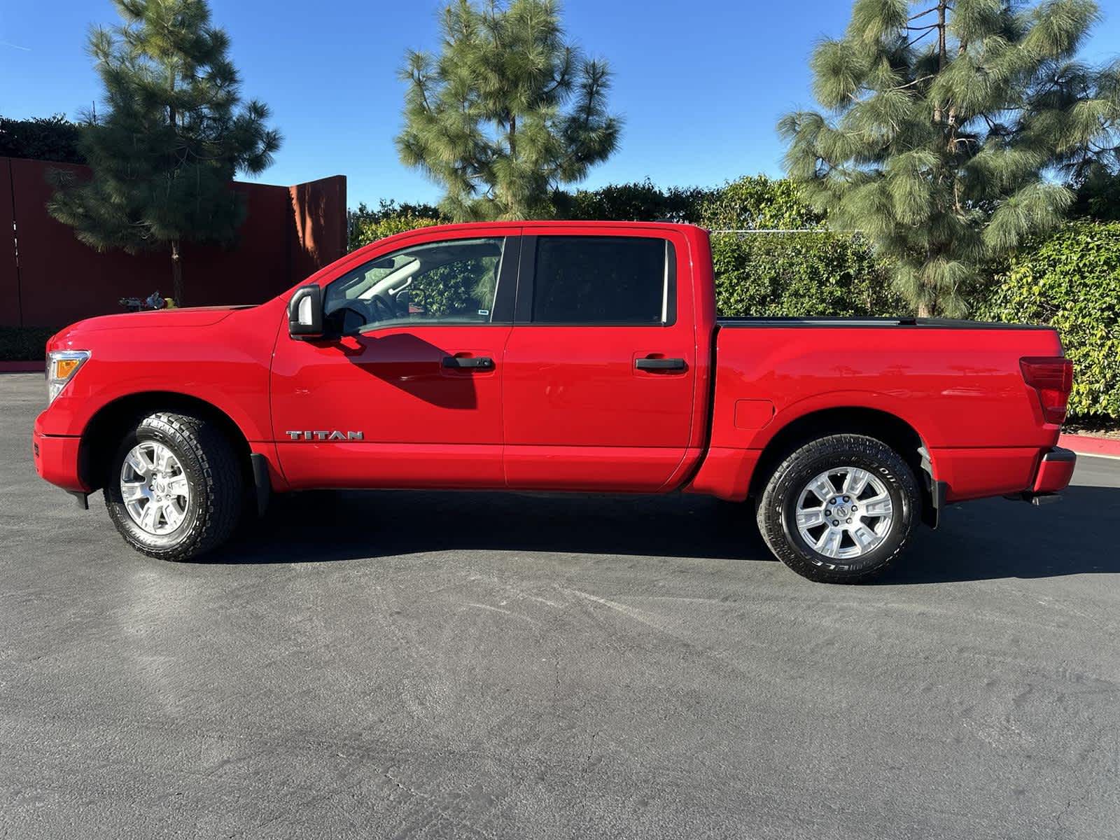 Thumbnail: 2024 Nissan Titan - 3