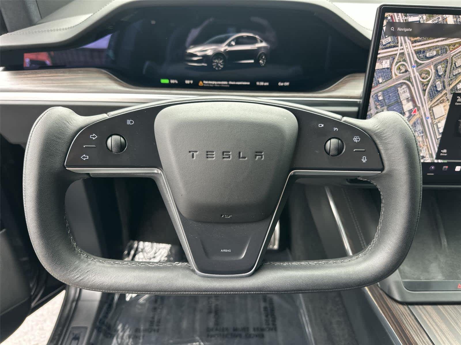 Thumbnail: 2023 Tesla Model X - 16