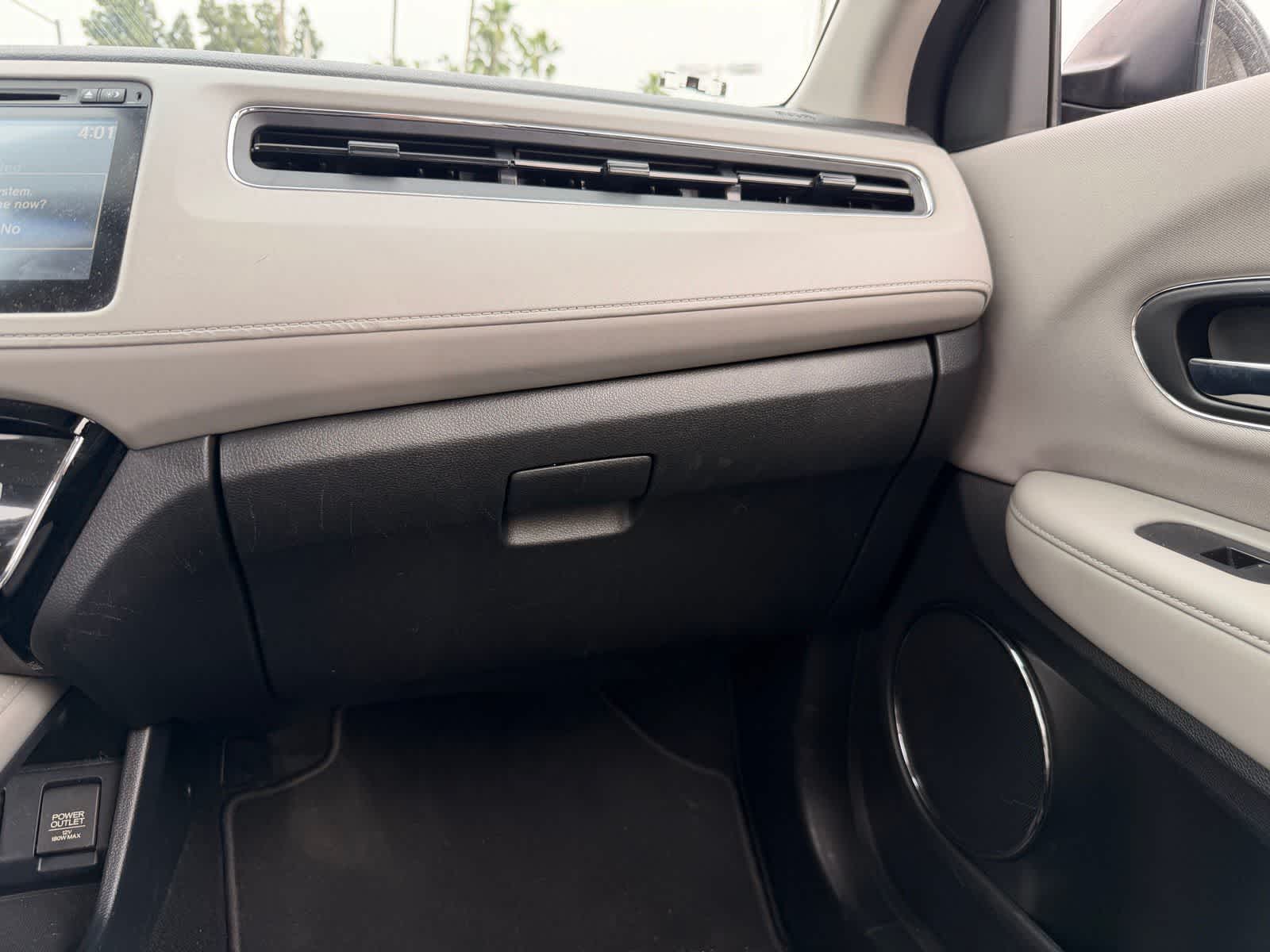 Thumbnail: 2017 Honda HR-V - 17