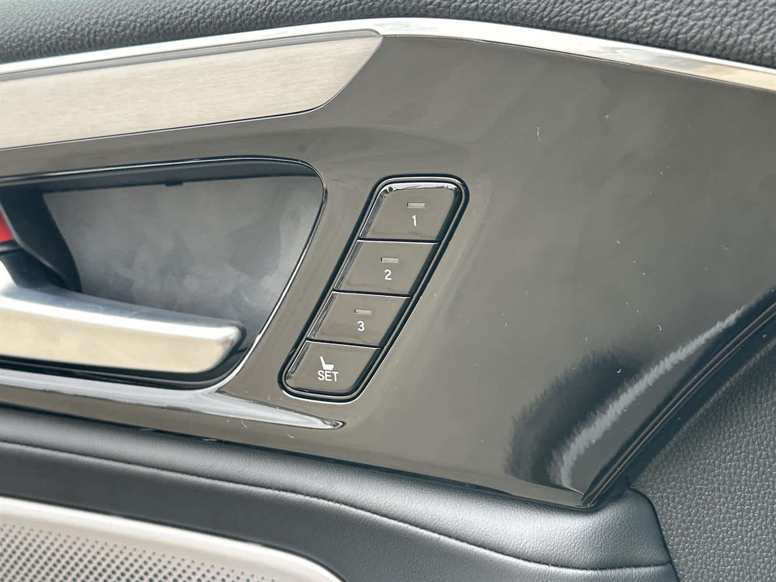 Thumbnail: 2026 Acura MDX - 30