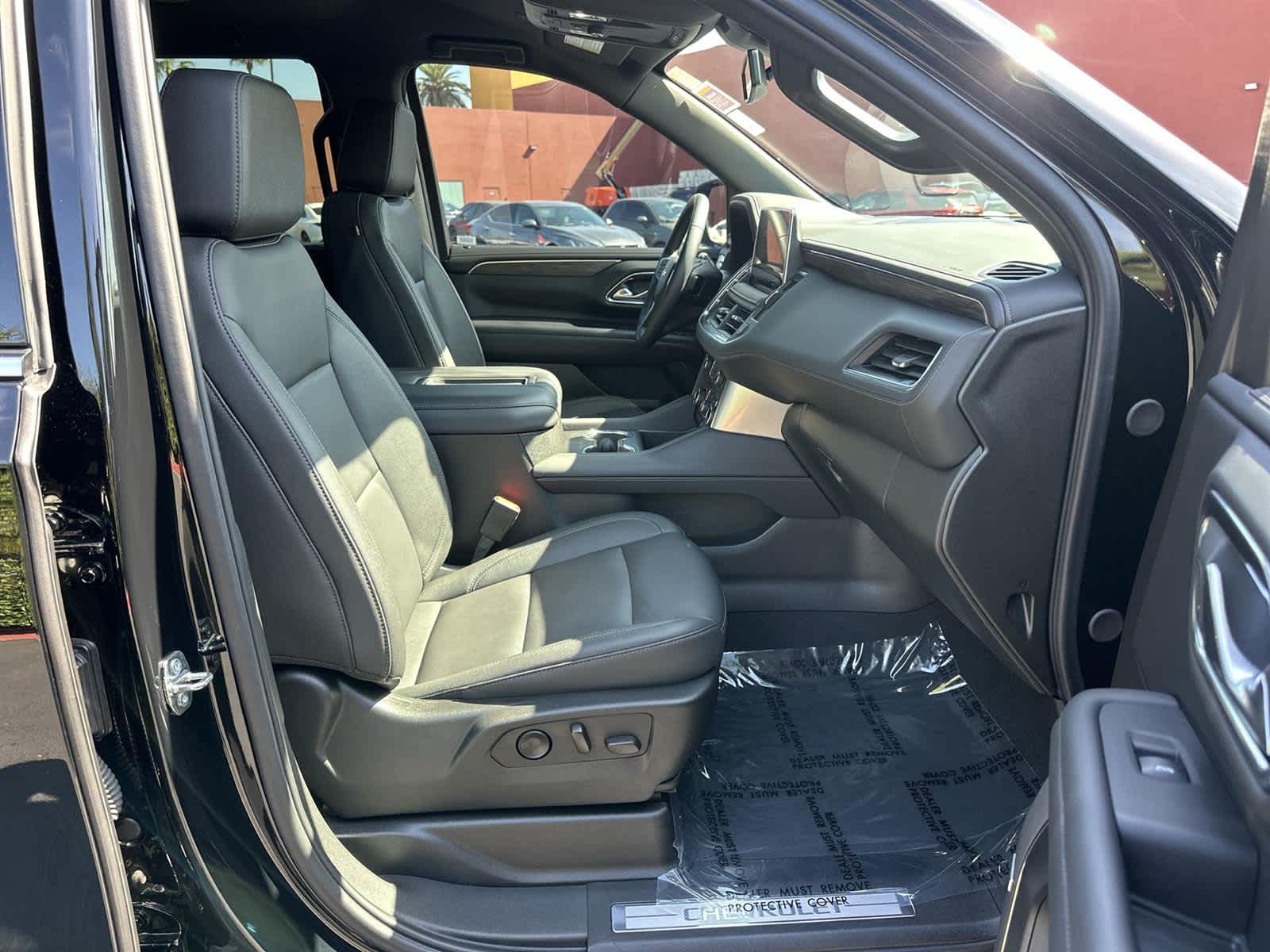 Thumbnail: 2024 Chevrolet Tahoe - 14