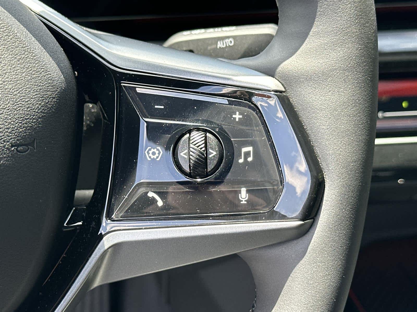 Thumbnail: 2024 BMW i5 - 25
