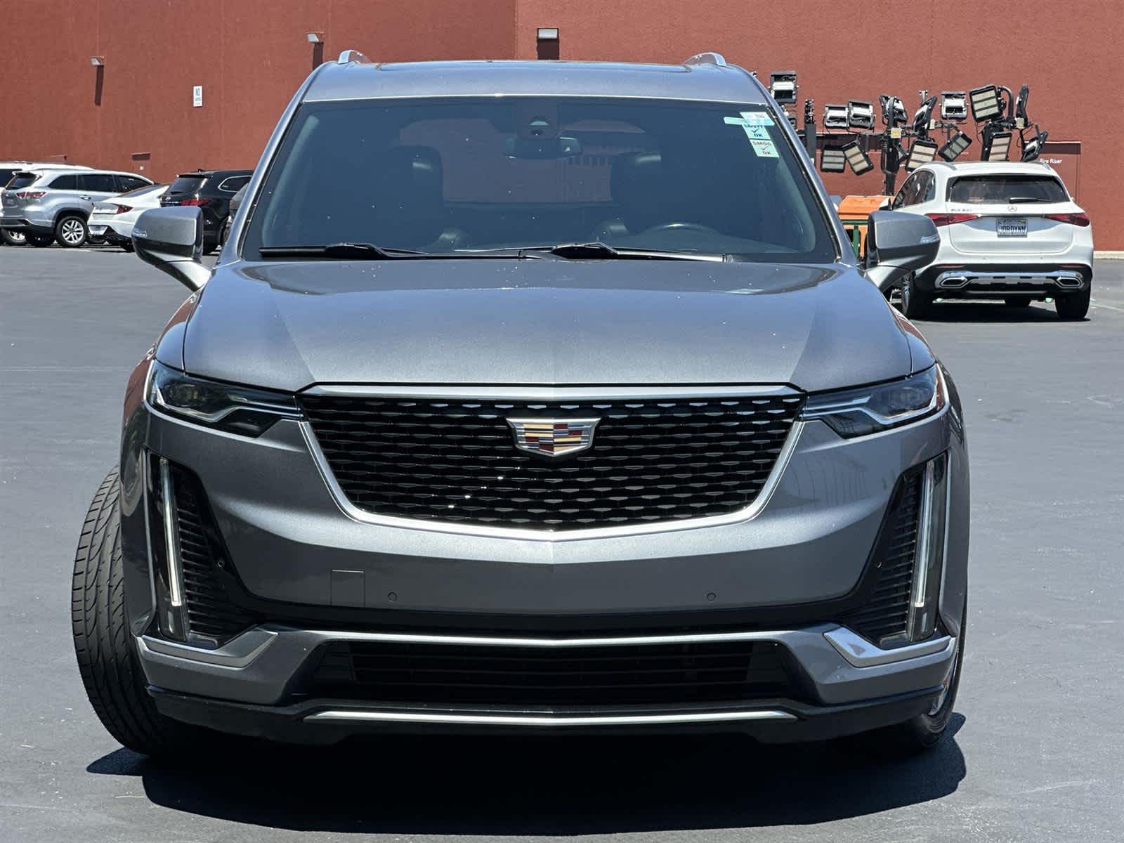 Thumbnail: 2021 Cadillac XT6 - 6