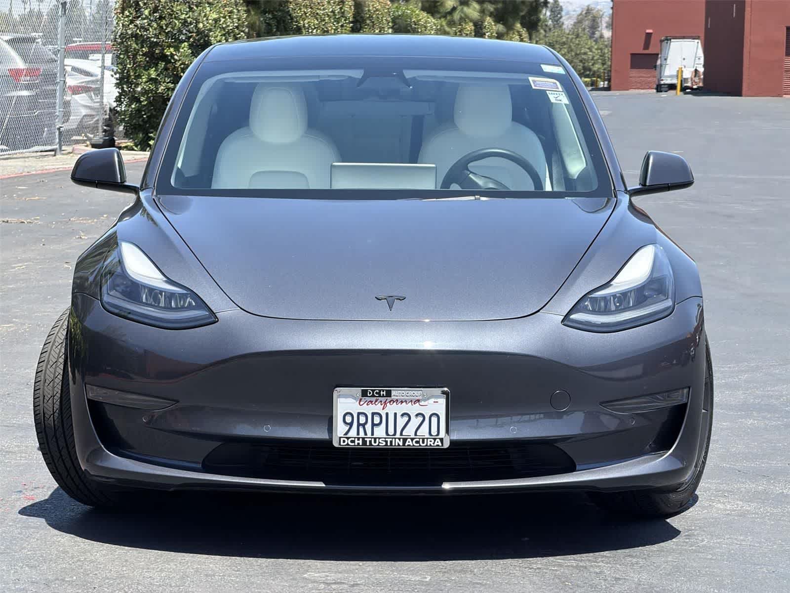 Thumbnail: 2022 Tesla Model 3 - 7