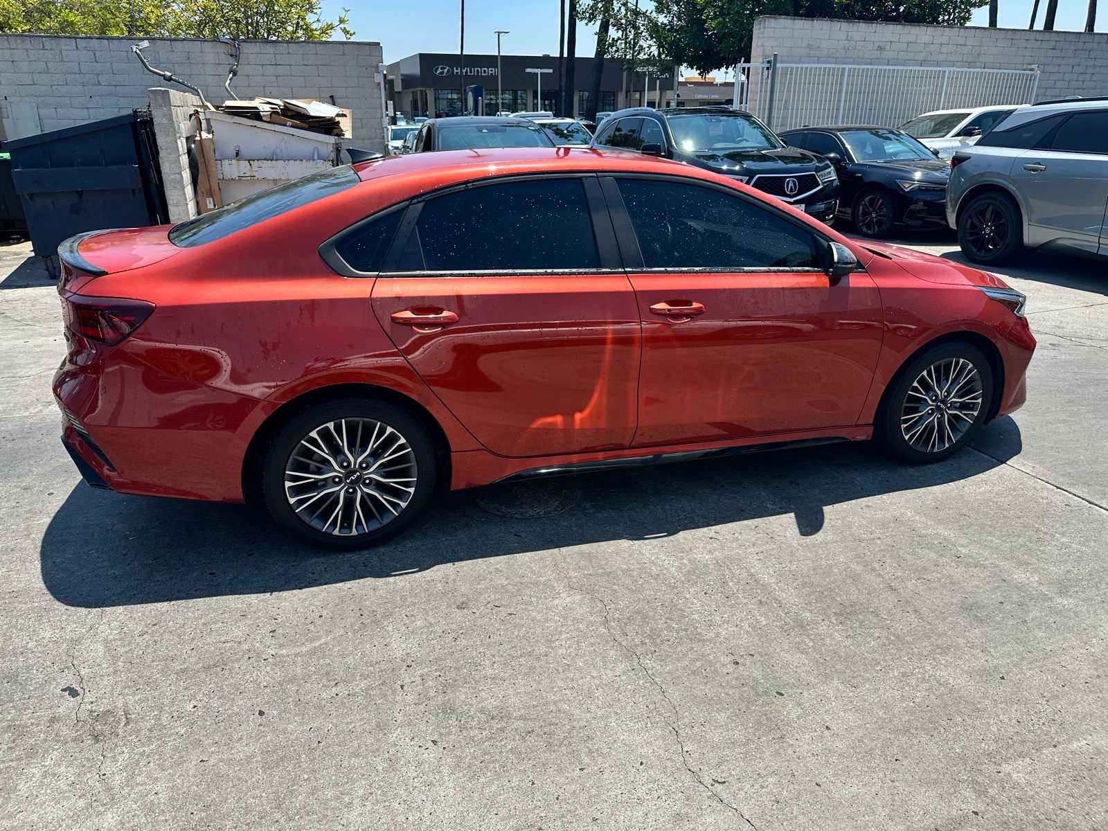 Thumbnail: 2023 Kia Forte - 6