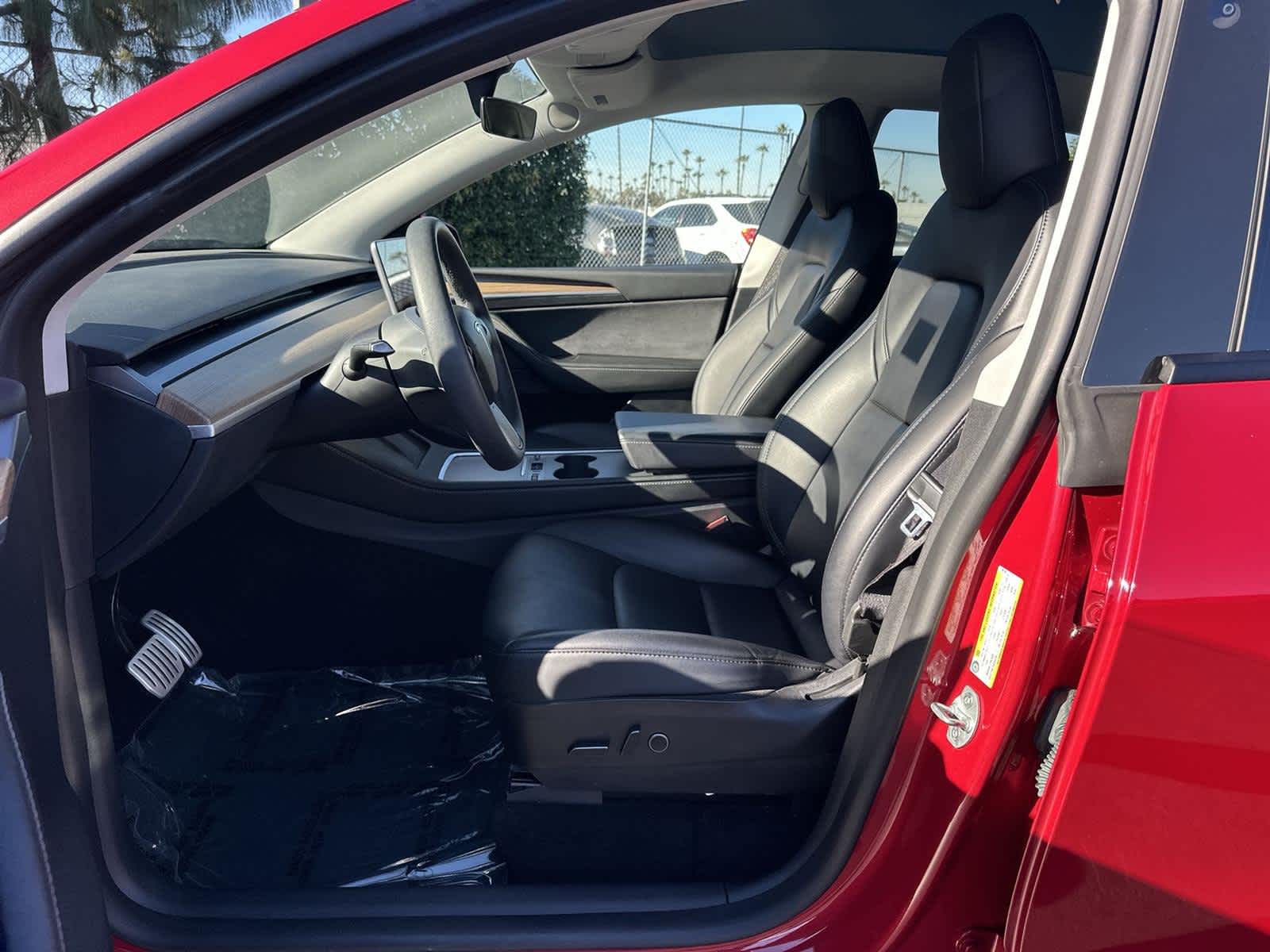 Thumbnail: 2023 Tesla Model Y - 11