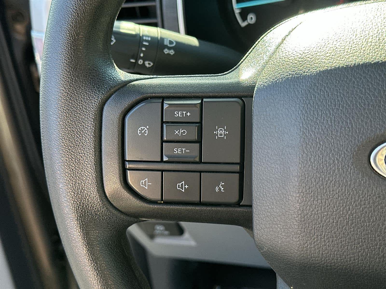 Thumbnail: 2023 Ford F-150 - 23