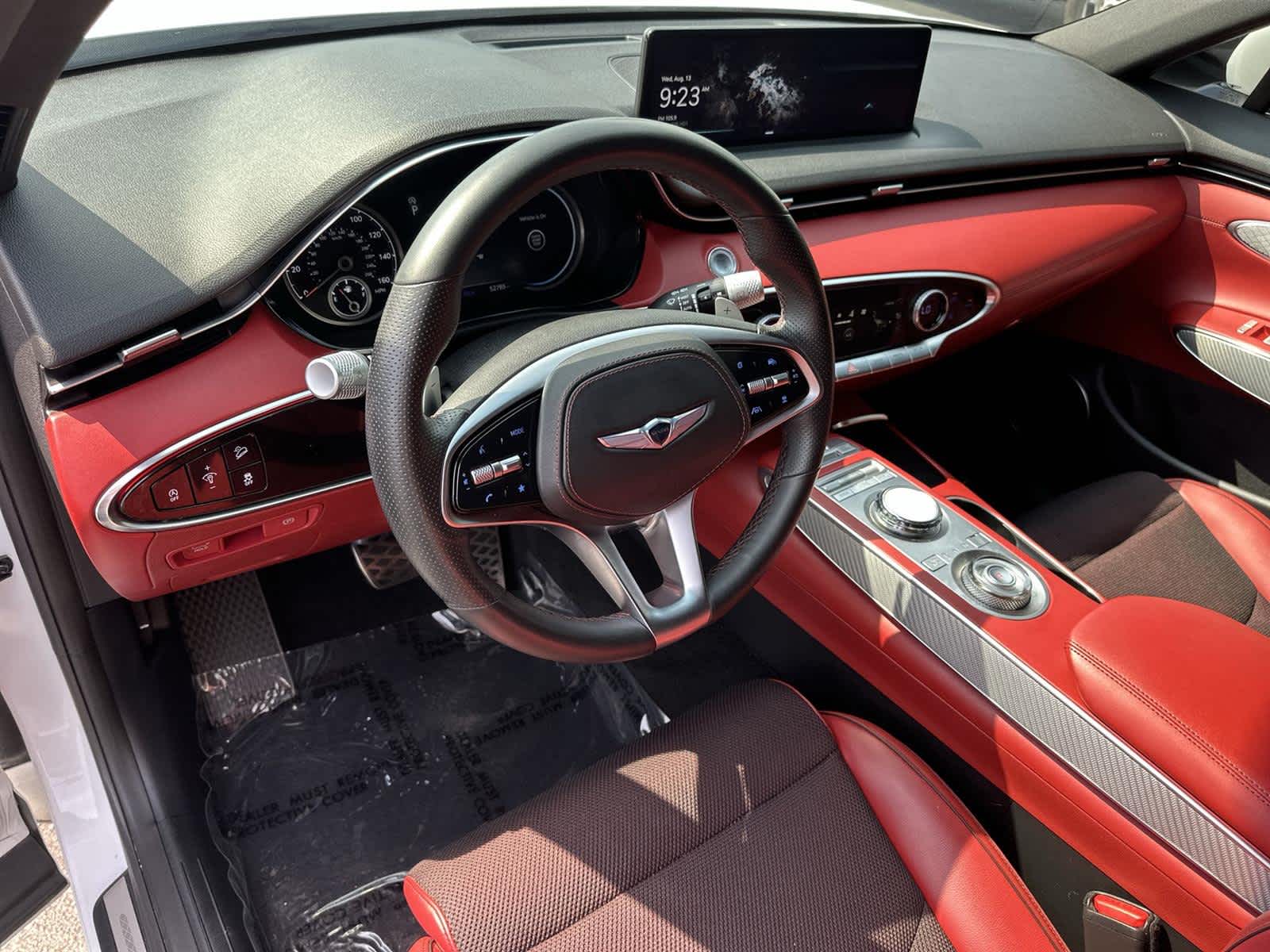 Thumbnail: 2022 Genesis GV70 - 2