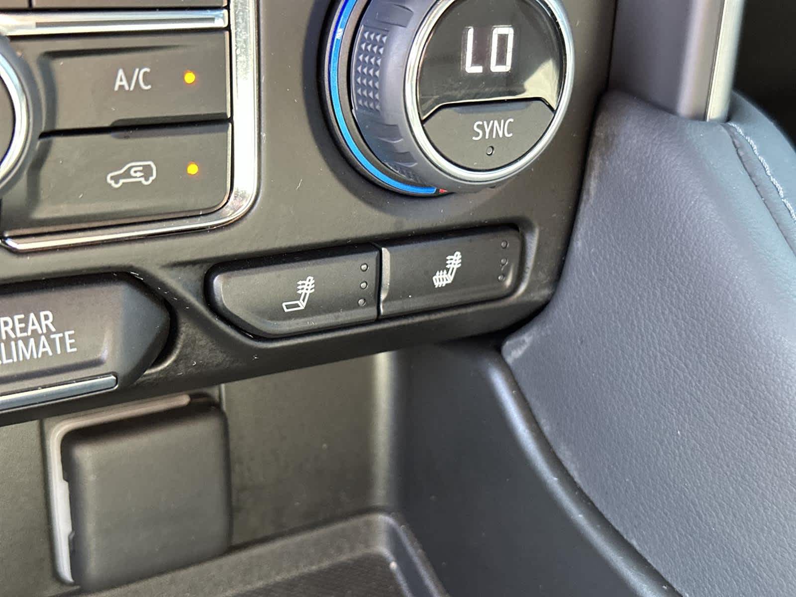 Thumbnail: 2024 Chevrolet Tahoe - 26