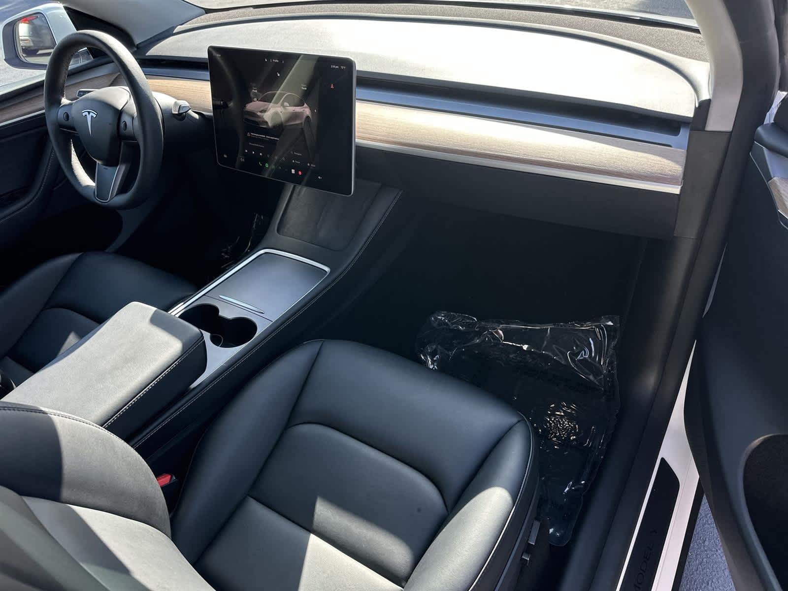 Thumbnail: 2024 Tesla Model Y - 12