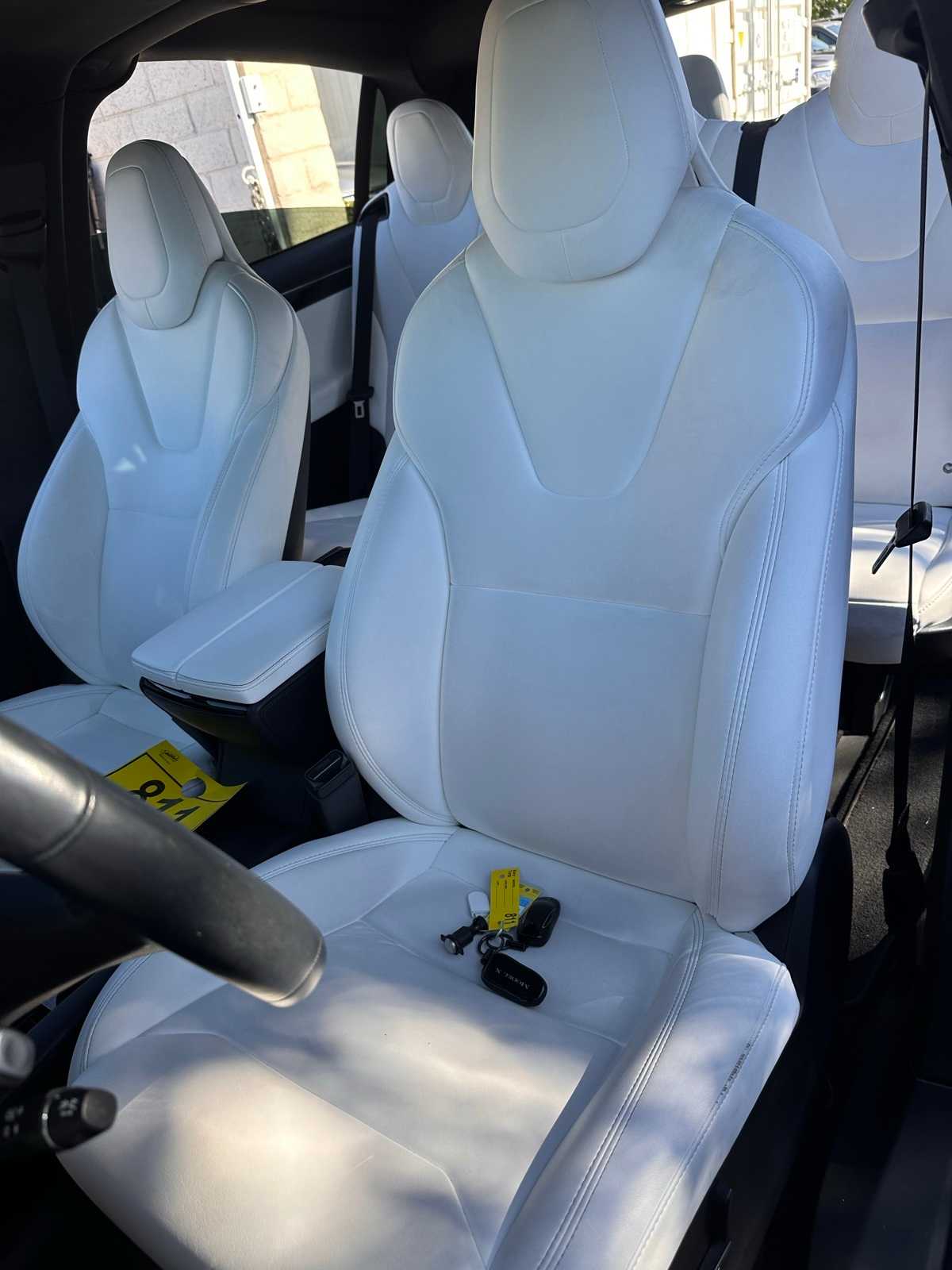 Thumbnail: 2018 Tesla Model X - 16