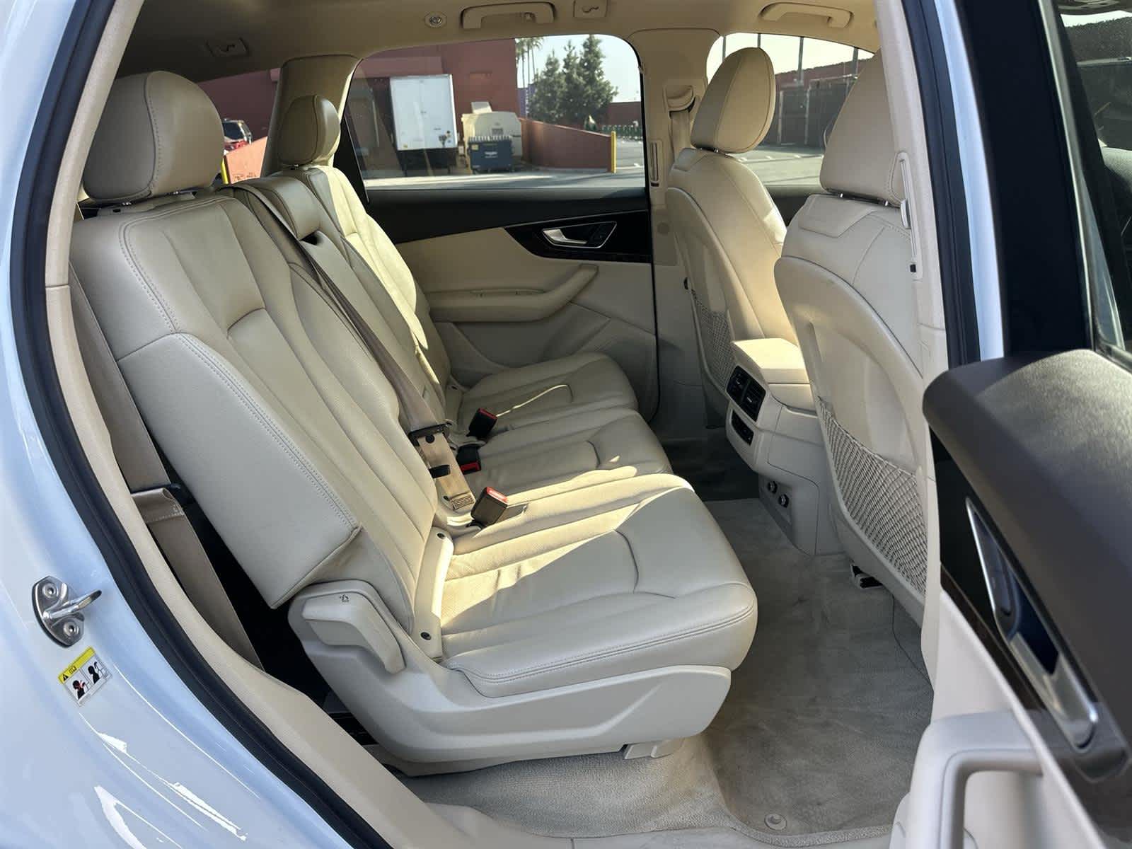 Thumbnail: 2019 Audi Q7 - 13